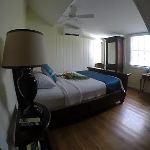 Hotel Club Comanche, Christiansted